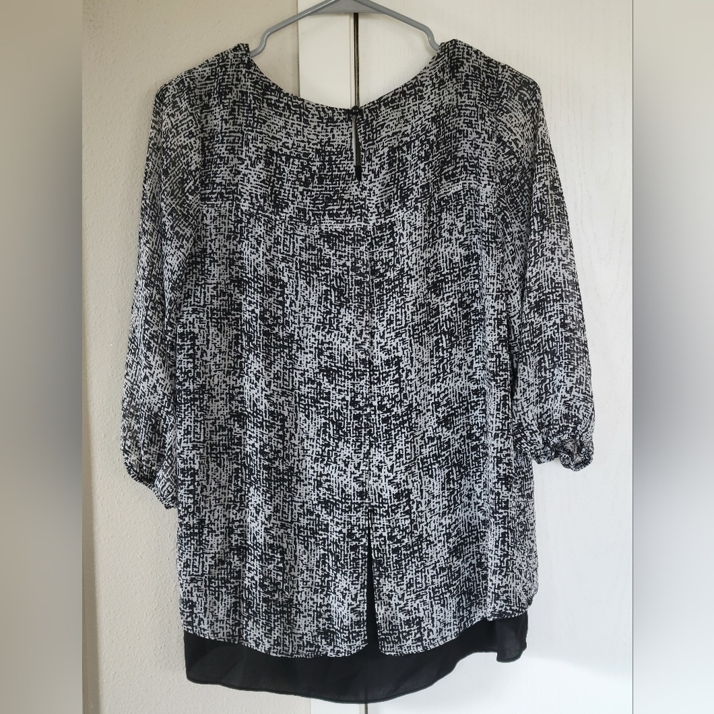 Ab Studio Geometric Keyhole Split Open Back Flowy… - image 3